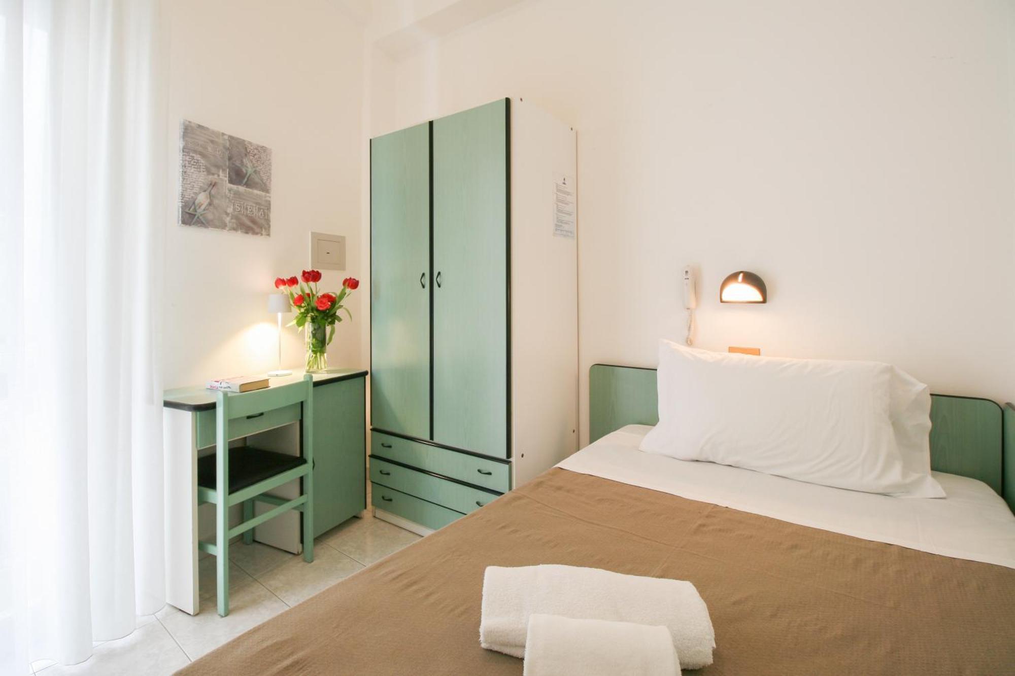 Hotel Ambra Cattolica